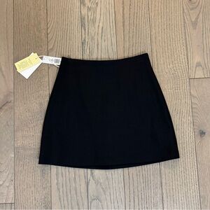 Aritzia Wilfred Classic Mini Skirt